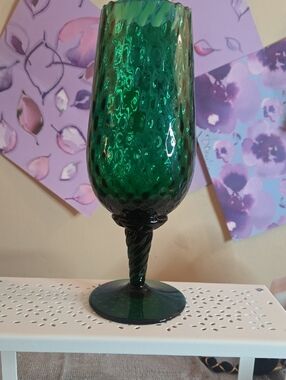 Emerald Green Empoli Optic Vase W- Twisted Stem